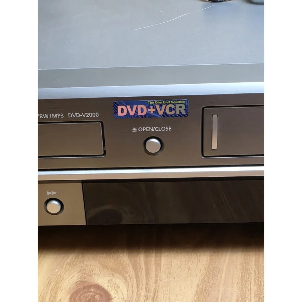 Samsung DVD-V2000 Dual DVD VCR Player Recorder Combo No Remote Phantom Surround